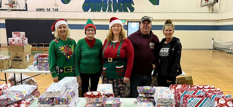 Merrittville Gives Back - Holy Rosary School